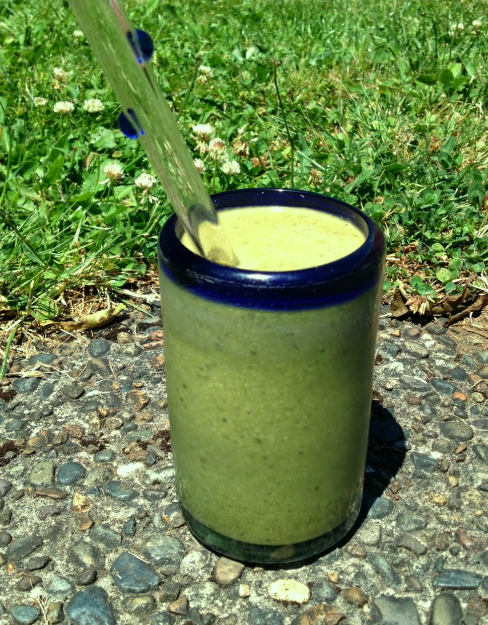 Electric Green Smoothie Recipe and a Delicious Giveaway!