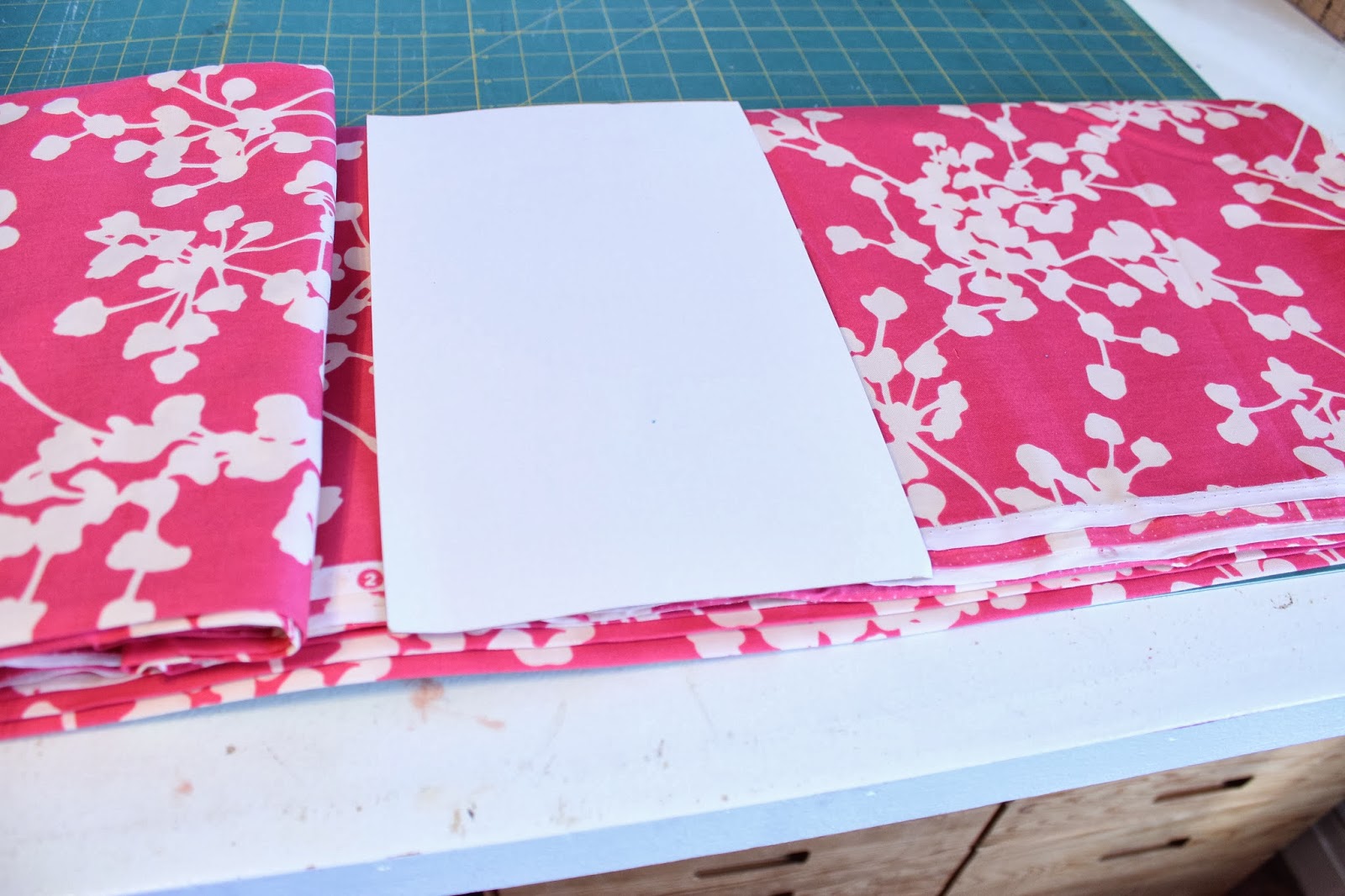 Park and Darwin TUTORIAL how to fold and store your fabric yards