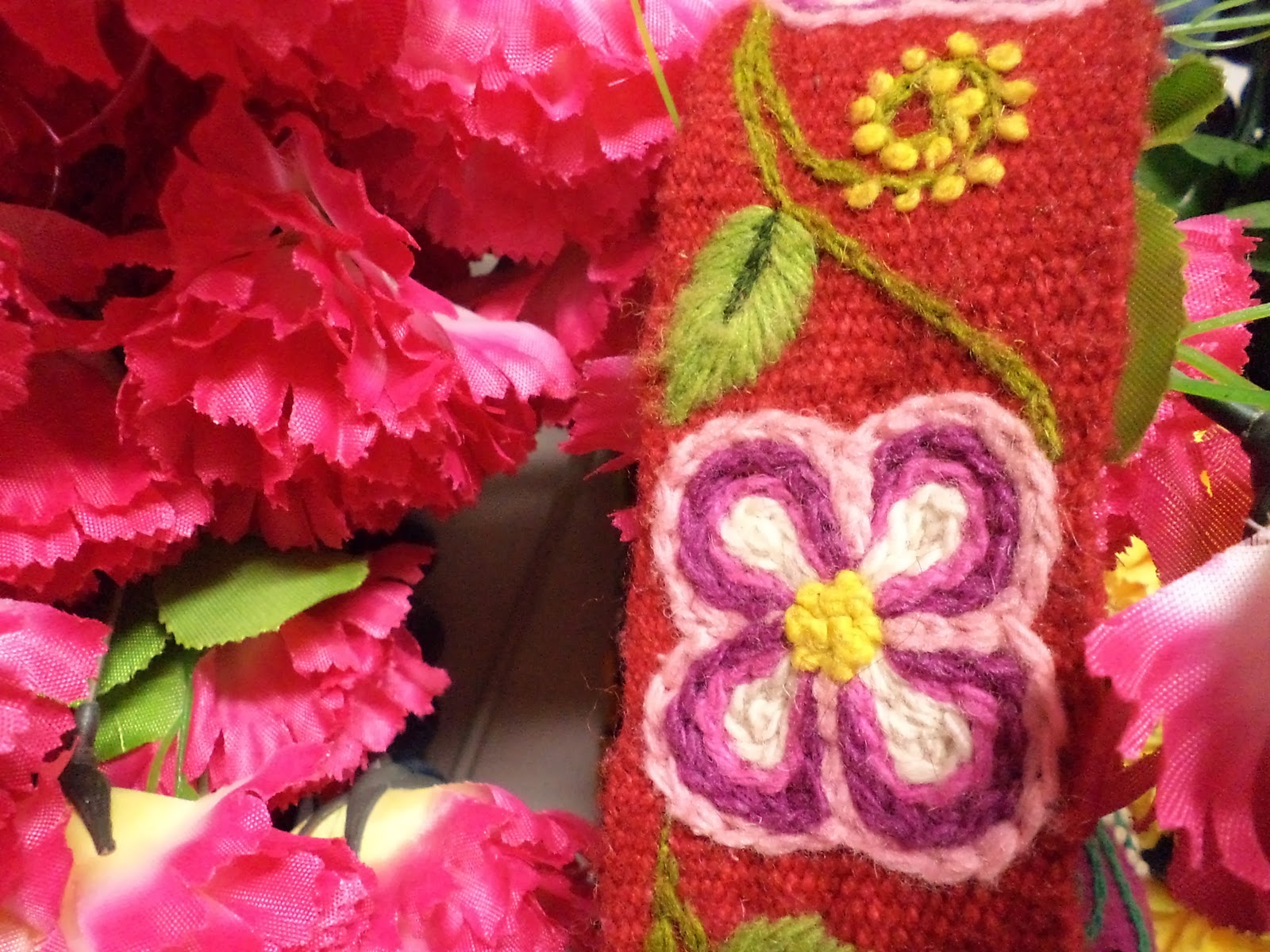 moss grotto DECORATE YOUR HEART with a splash of COLOUR from MOSS GROTTO