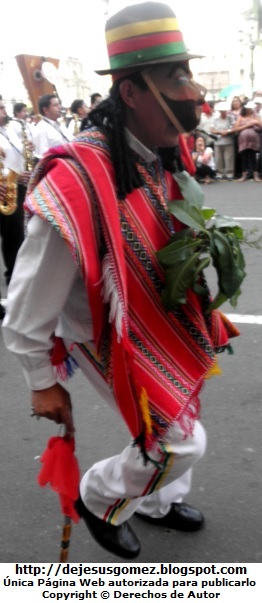 Boliviano o Jamille Foto del Boliviano en pasacalle de la capital de Lima. Foto de Boliviano de Jesus Gómez