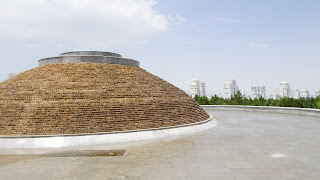 Turkmenistans public swimming pools