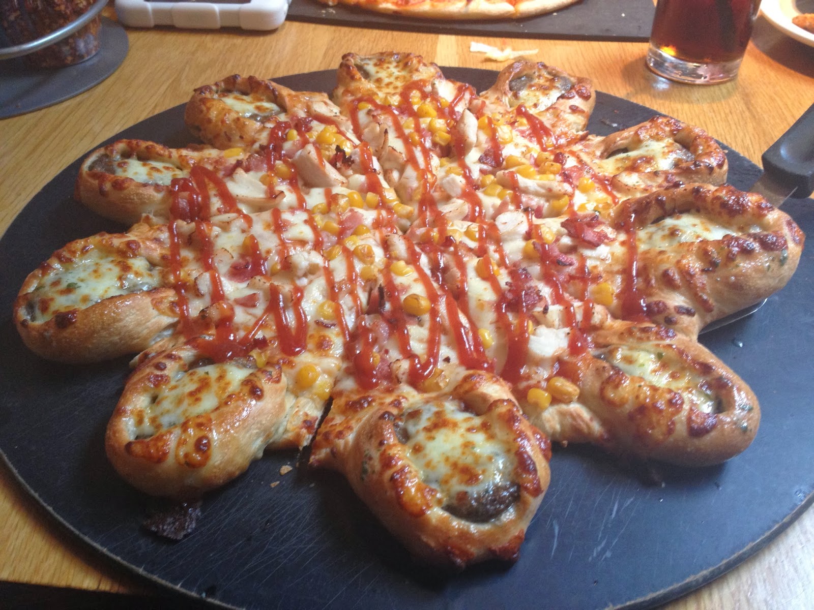 A Review A Day Today's Review Pizza Hut's Cheeseburger Stuffed Crust