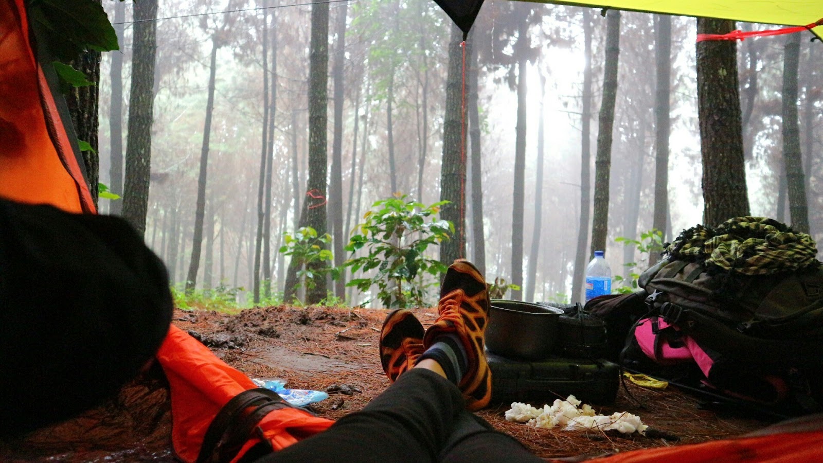 welcome to indriani blog: Semalam Camping Ceria Di Bukit ...