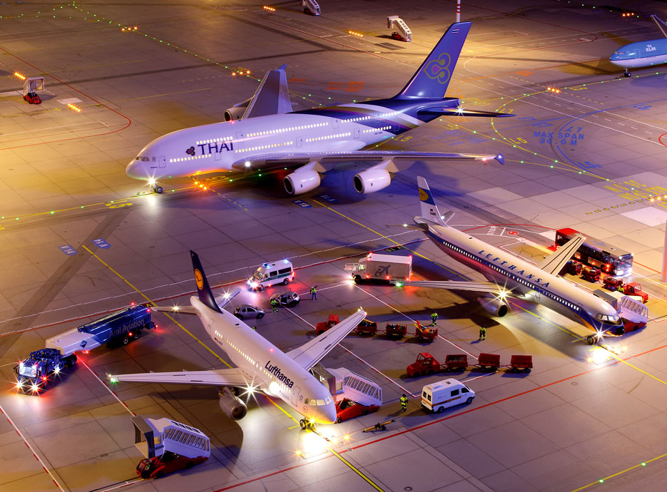 WUNDERLAND AIRPORT OPENS IN HAMBURG, GERMANY ~ Megamag 2