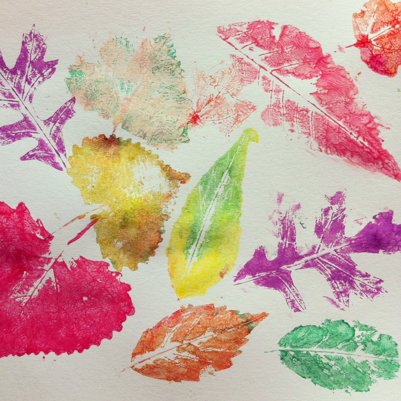 Easy Fall Leaf Prints! | Gettin' Crafty with Natalie