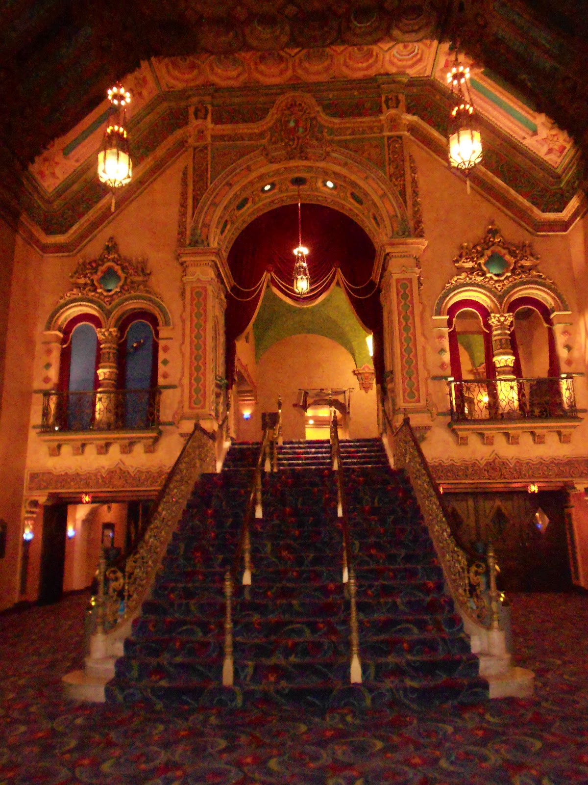 akron-empire-take-a-tour-of-the-akron-civic-theatre