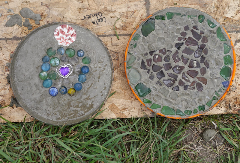 diy-concrete-stepping-stones-backwoods-mama