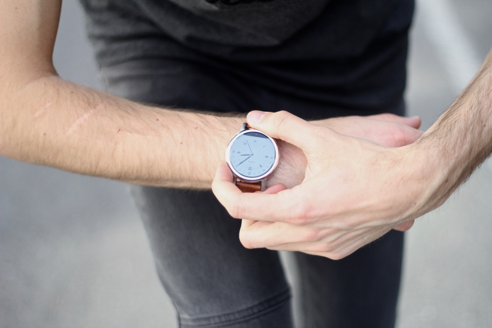 BLOG-MODE-HOMME-style-masculin-concours-montre-connectée-gratuite-apple-watch-moto-360-motorola-running-sport-accessoire-technologie-geek