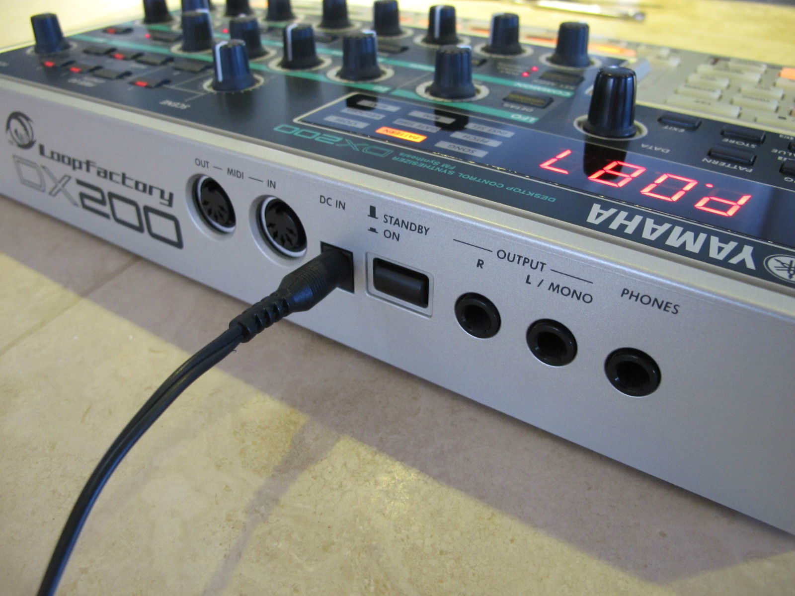 MATRIXSYNTH Yamaha DX200 Loop Factory FM Synth Drum Machine SN HL01319