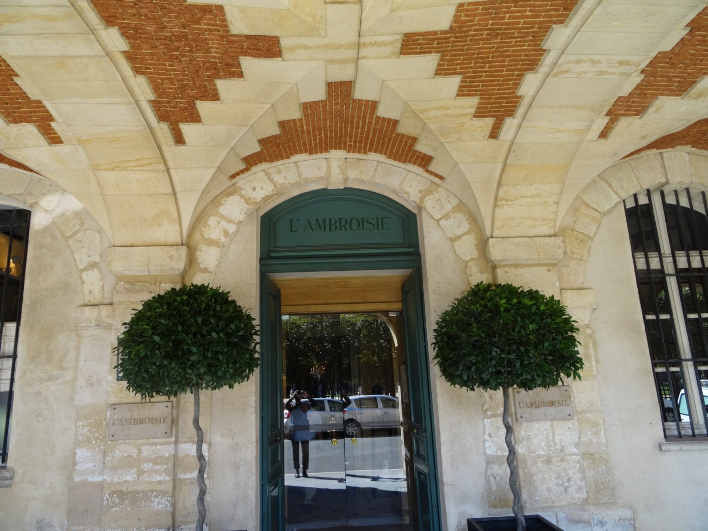 Délices à Paris L'Ambroisie. (4 ème) La nourriture des dieux.