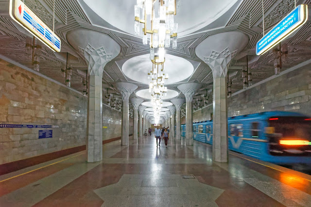 Metro von Taschkent - ein Traum für Fotografen