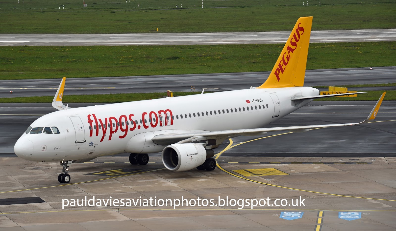Pdaviation Photography Dusseldorf Dus Eddl 30th April Pegasus Airbus A320 Tc Dcd Arriving From Istanbul