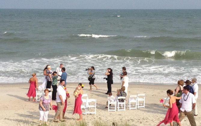 Having A Outdoor Backyard Wedding Outdoor Backyard Wedding