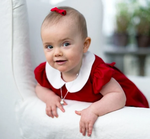 The Swedish Royal Family published two new pictures of little Princess Estelle, taken at Haga Palace