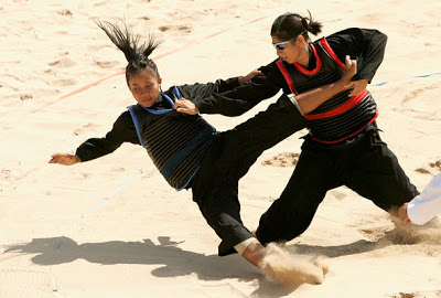 Berikut ini Foto-foto Pesilat Wanita Cantik di Indonesia | Forum SH