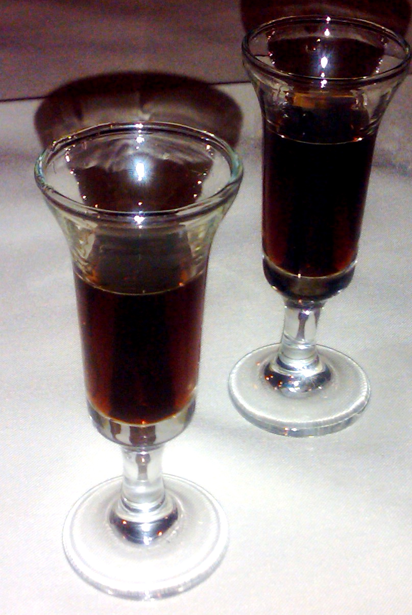 Wisniak (Polish Sweet Cherry Liqueur) Polish Housewife Wisniak (Polish Sweet Cherry Liqueur) Polish Housewife