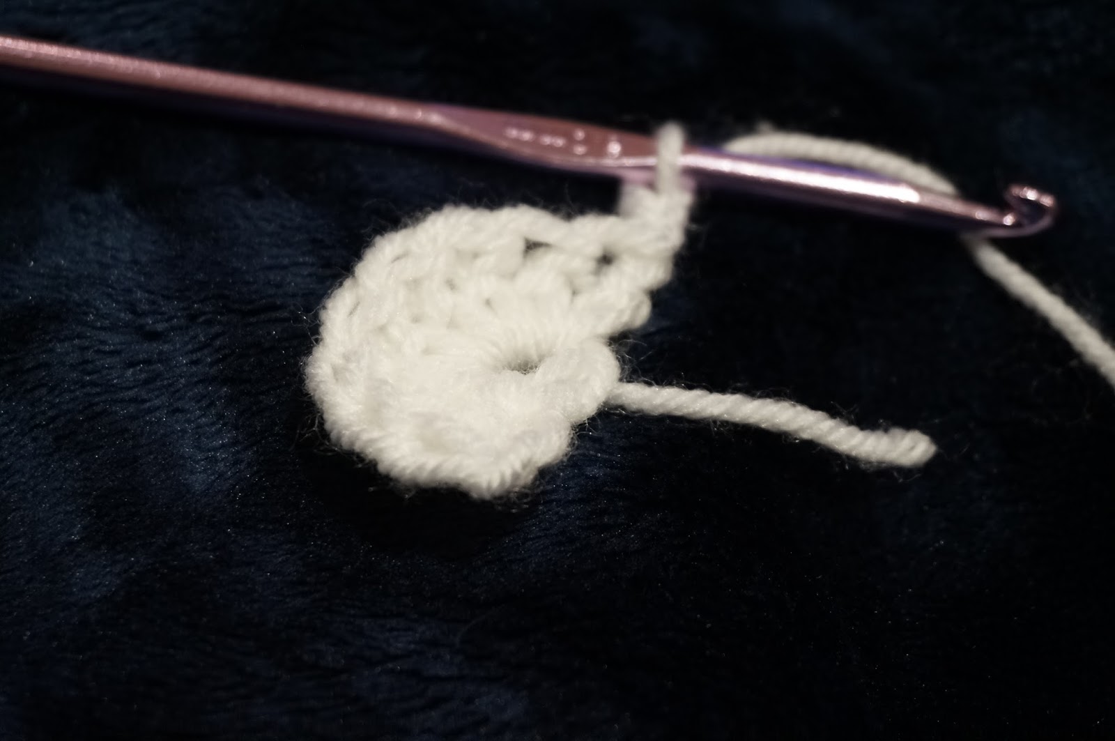 How to crochet half circle, written pattern