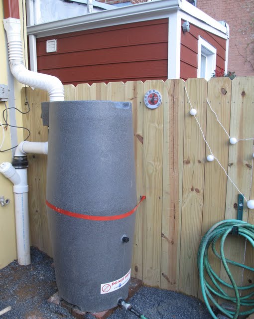 DC Recycler A Drop or two in the Bucket DC's Rain Barrel Rebate Program