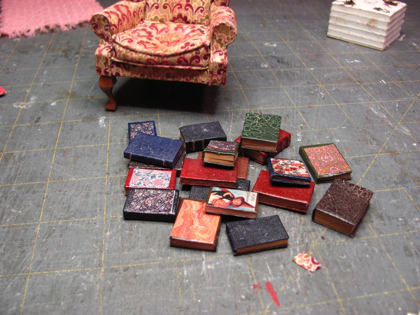 Dollhouse Miniature Furniture Tutorials 1 inch minis HOW TO AGE AN