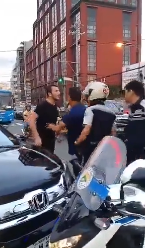 a Turkish National na maangas, muntik sagasaan ang traffic enforcer para makatakas.