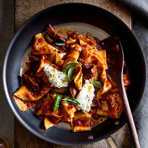 INTERNATIONAL:  AMERICAN: FALL ITALIAN PASTA RECIPES FROM WILLIAMS-SONOMA - Great for Christmas Sides