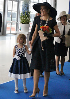 Canadian Tess with Netherland's Queen. Photograph by Janie Robinson, Travel Writer