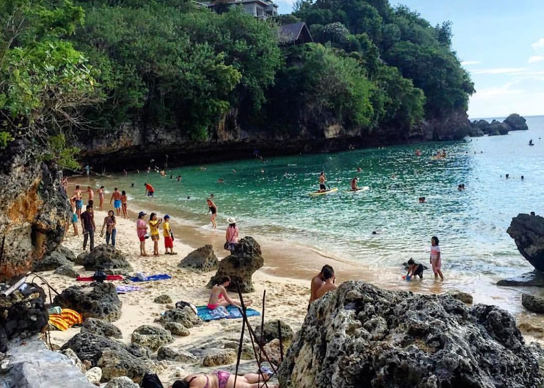 Adventure In Indonesia Pantai Padang Padang Bali