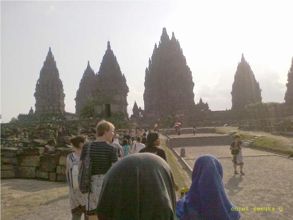 Cerita Roro Jonggrang Legenda Candi Prambanan - Rommy 7081