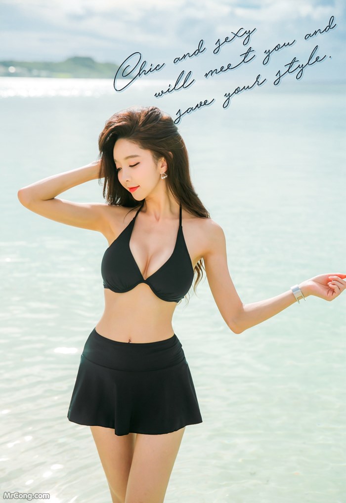 Beautiful Park Soo Yeon in the beach fashion picture in November 2017 (222 photos)