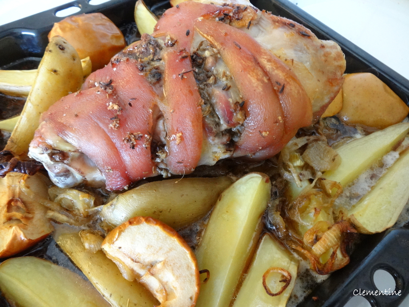 Le blog de Clementine Jarret de porc braisé au cumin, ail, pommes et