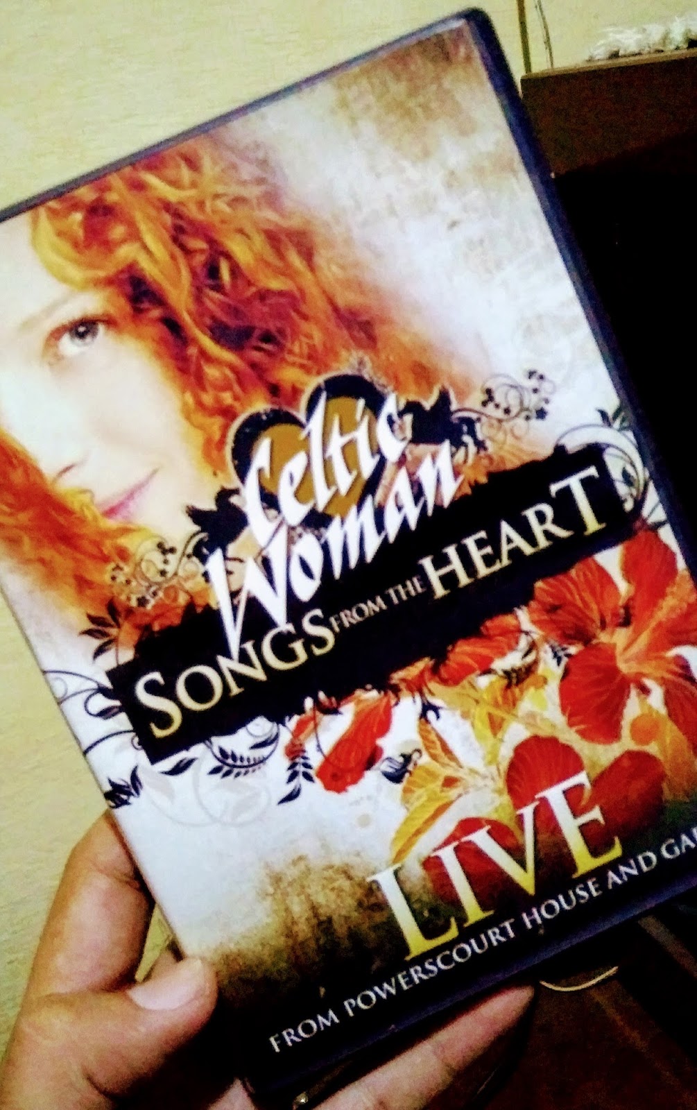 Blog do Márcio Luís "PIE JESU", COM CHLOË AGNEW E LYNN HILARY (CELTIC