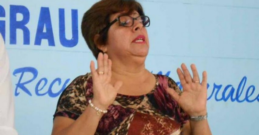Matilde Chiroque, exdirectora de la UGEL Talara se entrega a la justicia - Piura Matilde Chiroque, exdirectora de la UGEL Talara se entrega a la justicia - Piura
