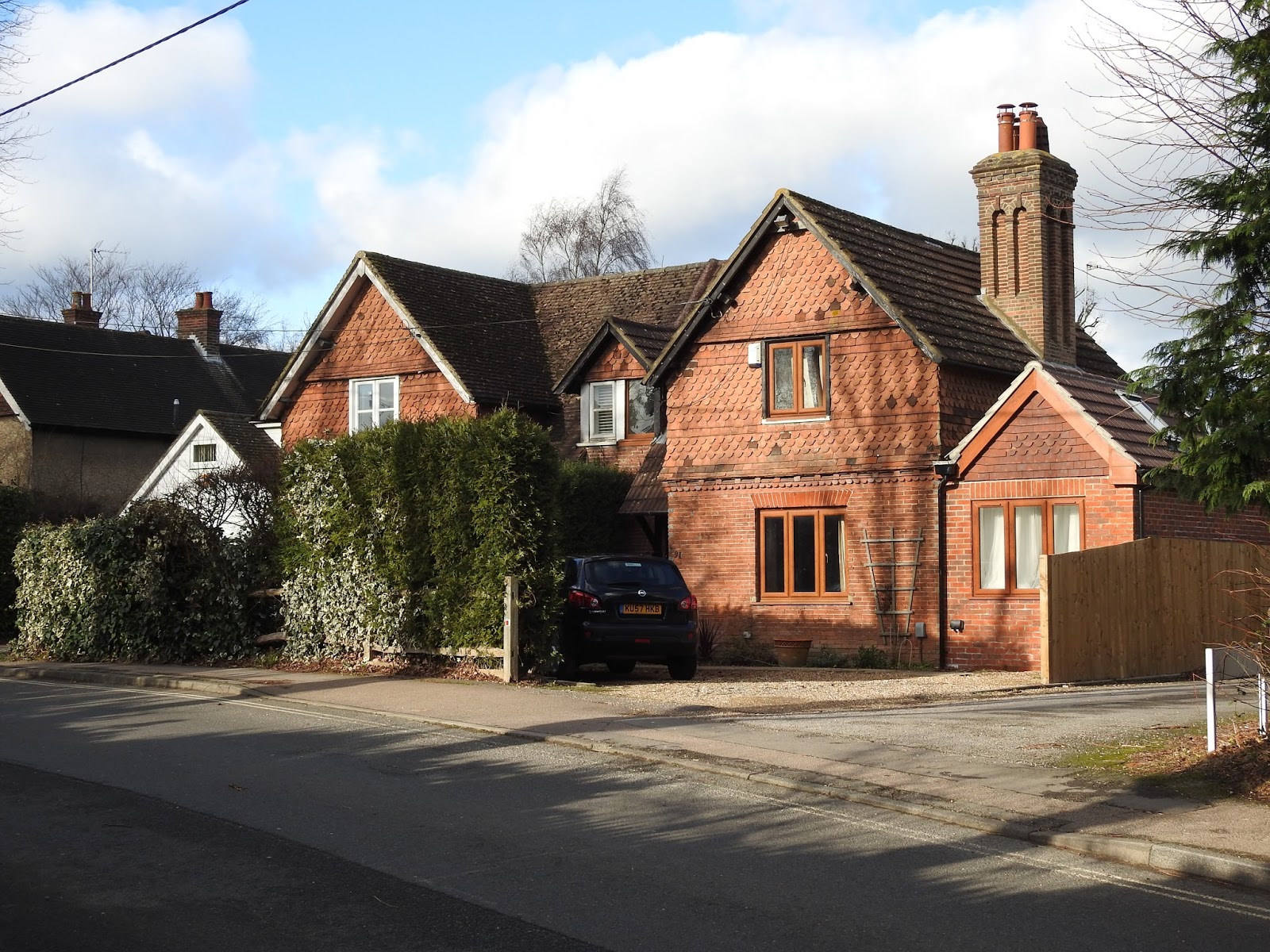 Crawley Old Town FOUR PICTURES 8991 Three Bridges Road