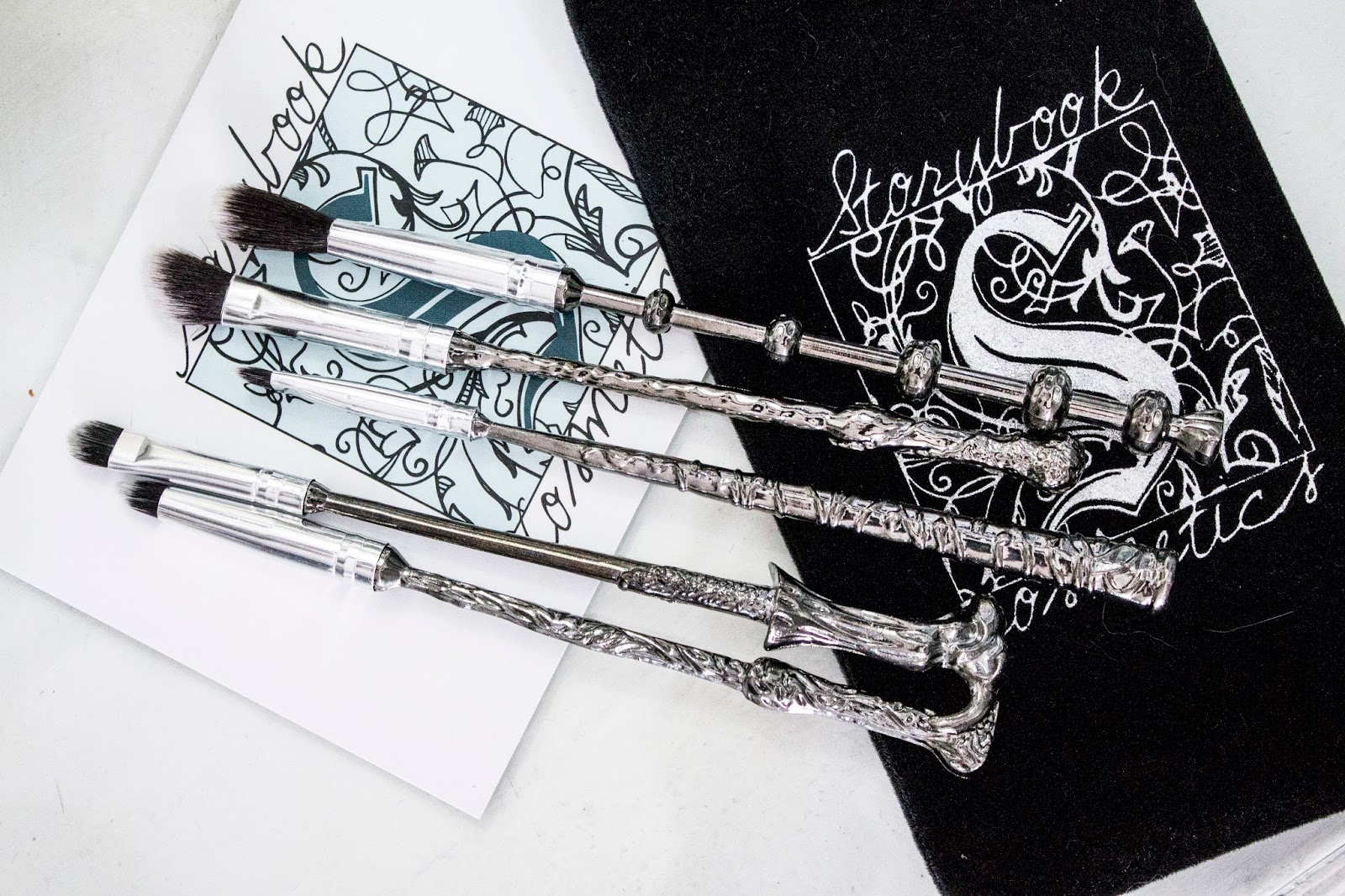 Review: Brochas-varitas Storybook Cosmetics