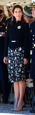 Robe Ralph Lauren / escarpins Christian Louboutin