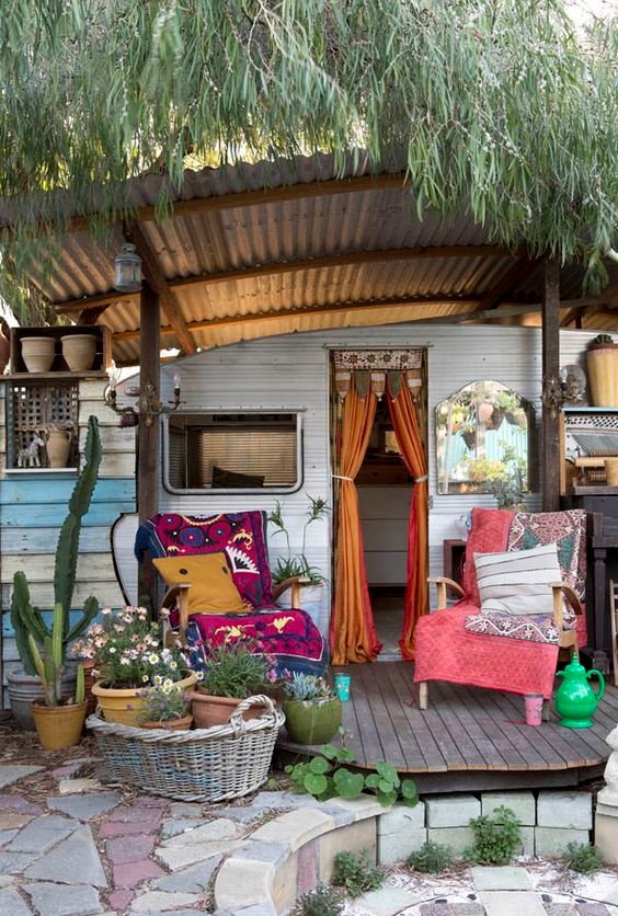 Dreams of a boho summer as a countdown to spring - trailer porch www.BoHoHome.com @bohosusan