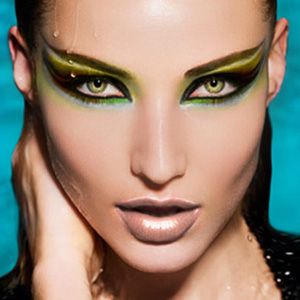 Cleopatra Makeup on The Sweet 7  Green Makeup Looks
