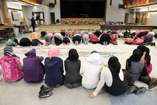 Blazing Cat Fur: Mark Steyn on the TDSB Mosqueteria: How Unclean Was My Valley