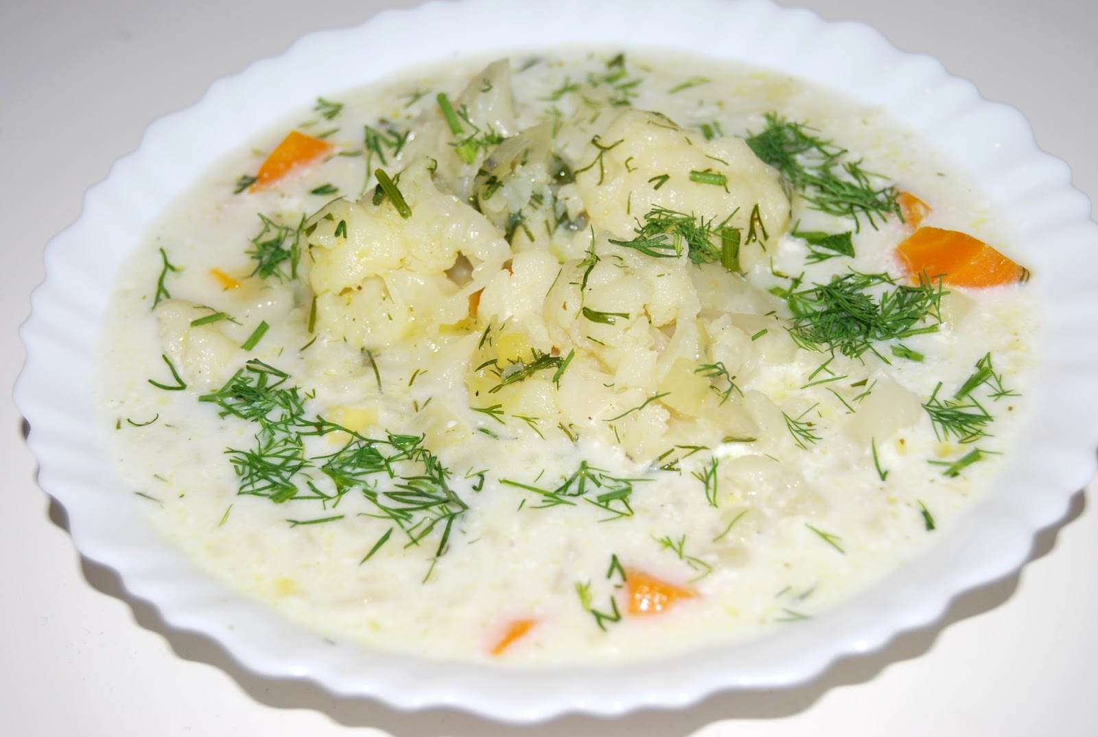 O kuchni z uczuciem Zupa kalafiorowa z koperkiem