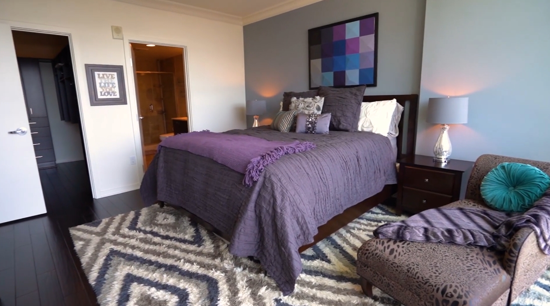 20 Interior Design Photos vs. 800 The Mark Ln #707, San Diego Luxury Condo Tour