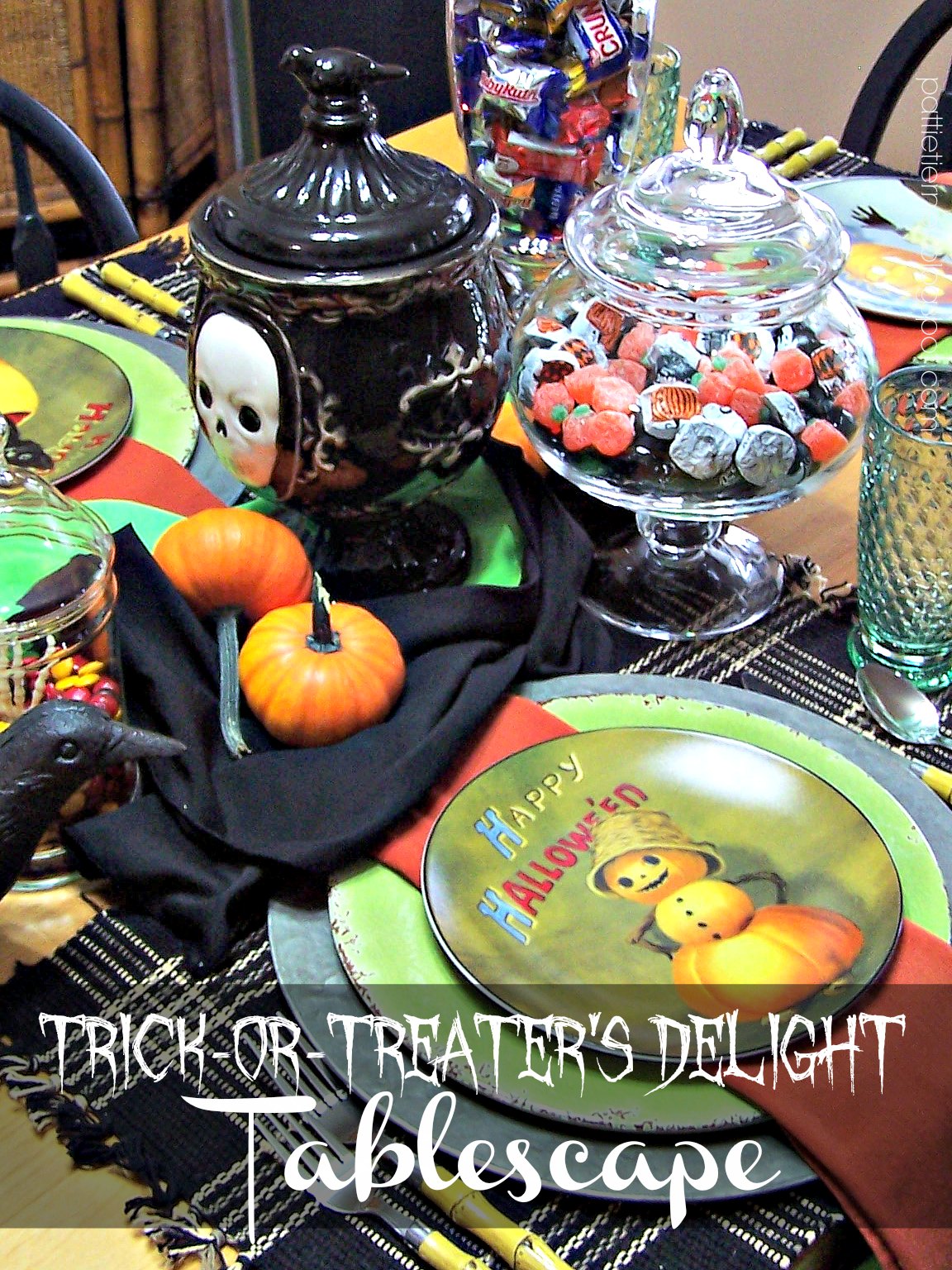 OllaPodrida TrickorTreater's Delight Tablescape