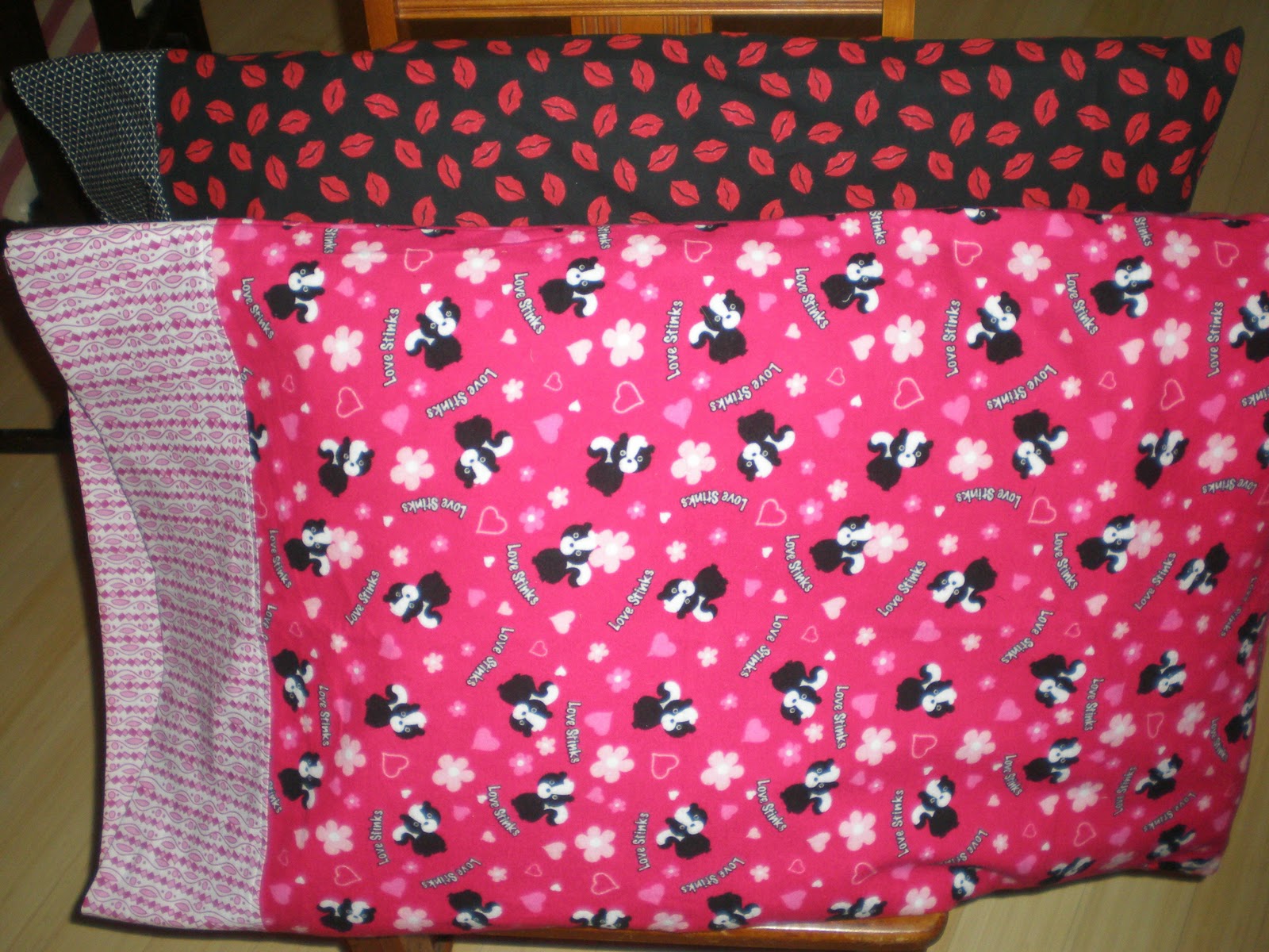 Frilly Lilly Easy Pillowcase Tutorial