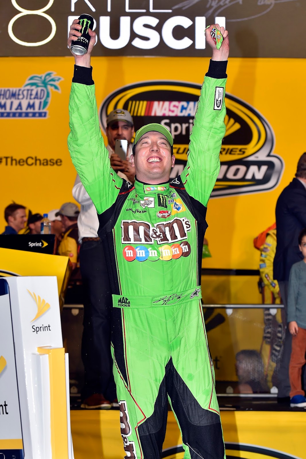 Kyle Busch wins first NASCAR Championship for Toyota