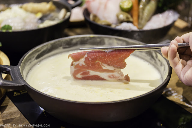 台中海線火鍋新選擇!尚石苑石頭火鍋食材新鮮還免服務費,人潮滿滿趕緊先來卡位!