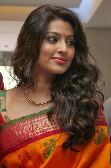 [Image: Sneha%2BTraditional%2BSaree%2BPhotos%2BA...4%2529.jpg]