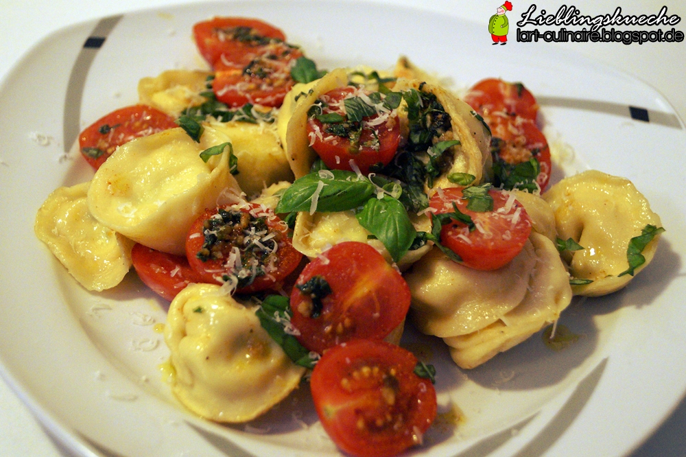 Tortellini mit Zucchini-Ricotta-Füllung