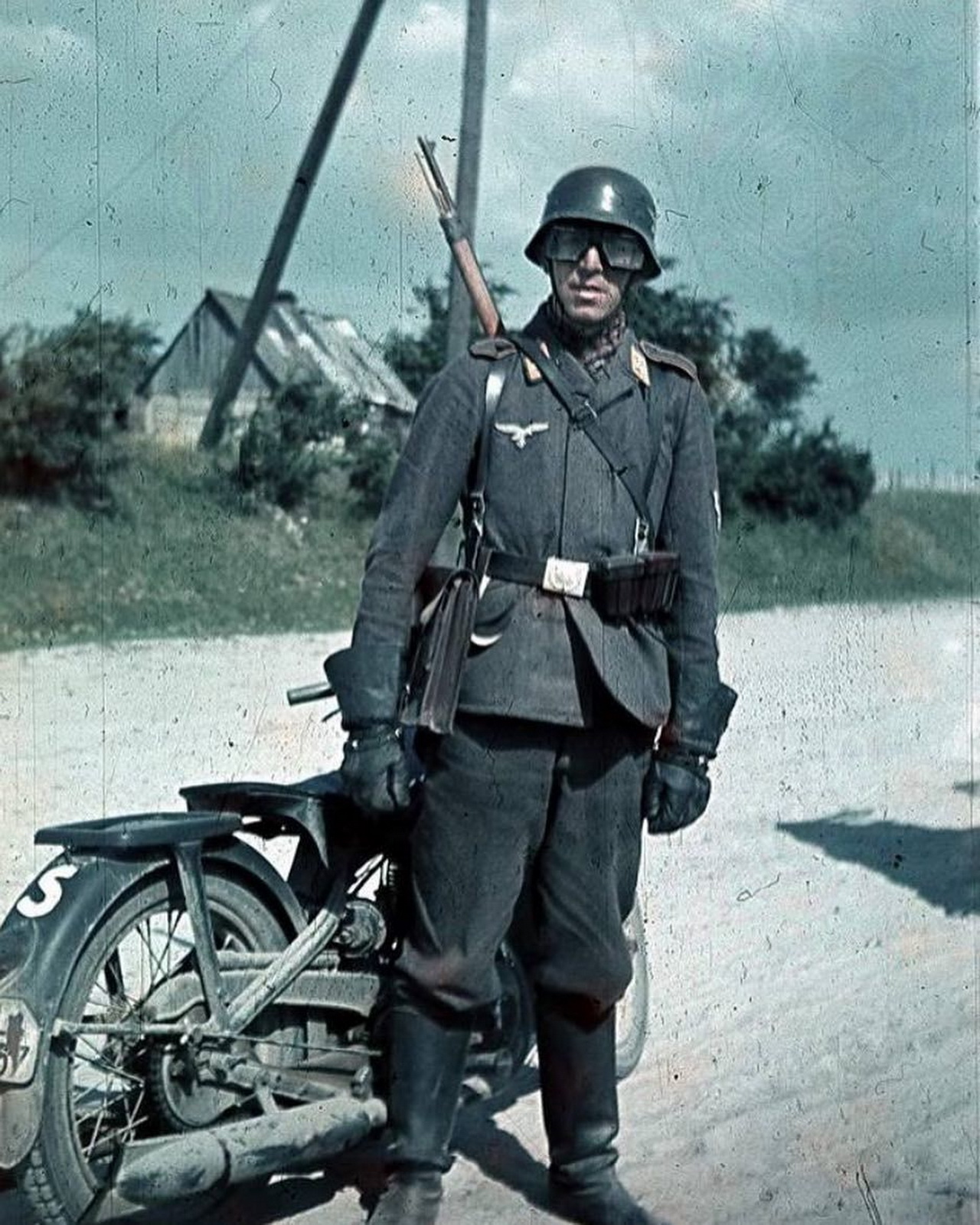 Luftwaffe Uniform Color
