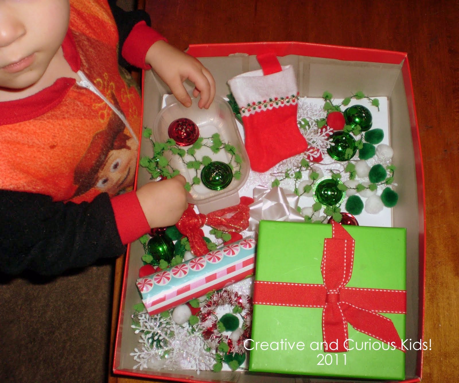 Creative and Curious Kids!: Christmas Exploration Box