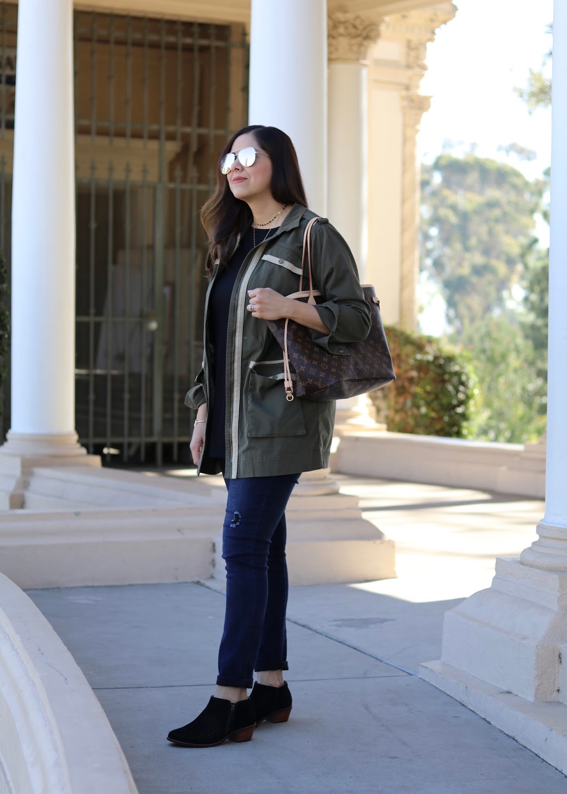 Comfy and Cute Outfit, how to wear low top booties, how to wear a utility jacket