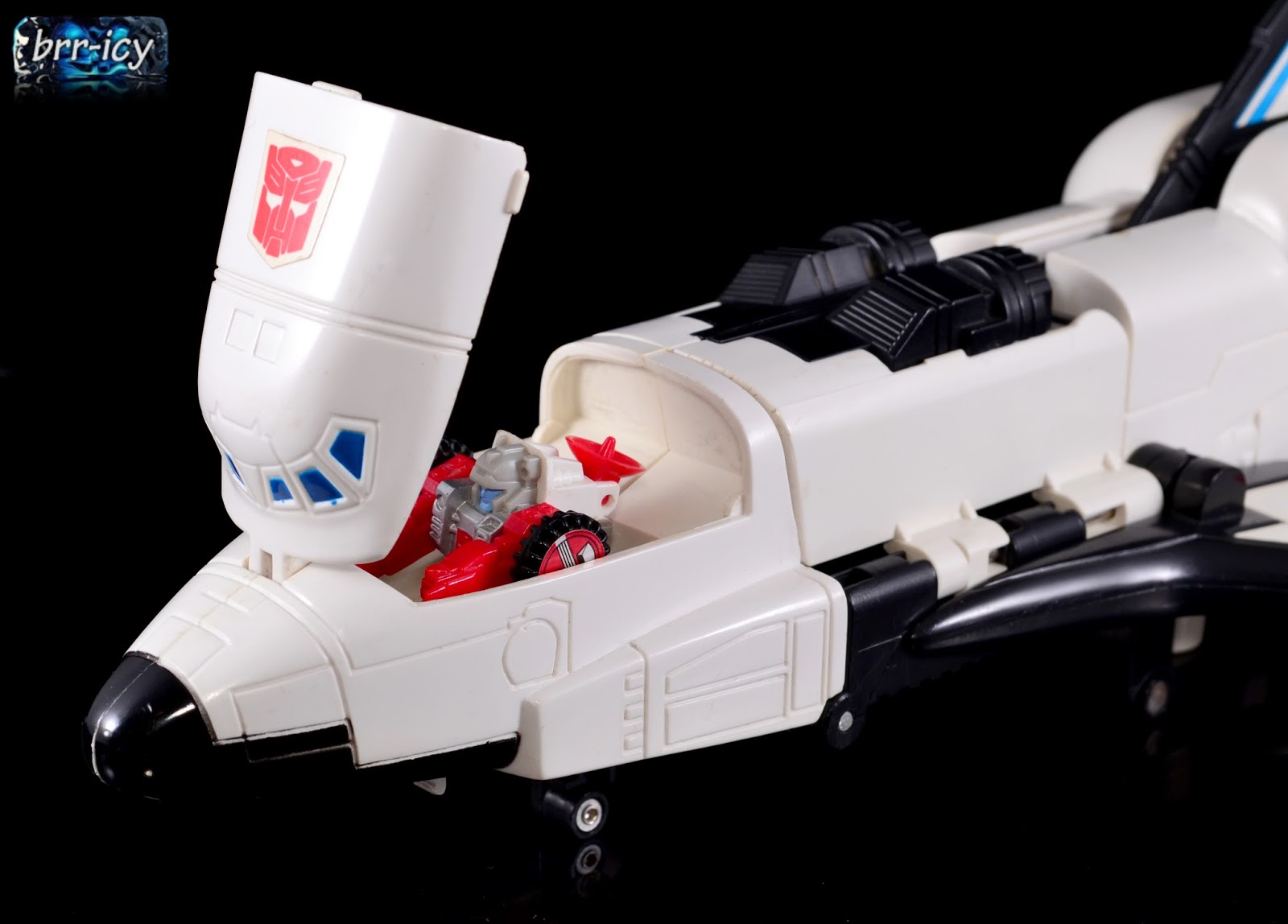 Brricy's Transformers Reviews Victory/Zone Galaxy Shuttle